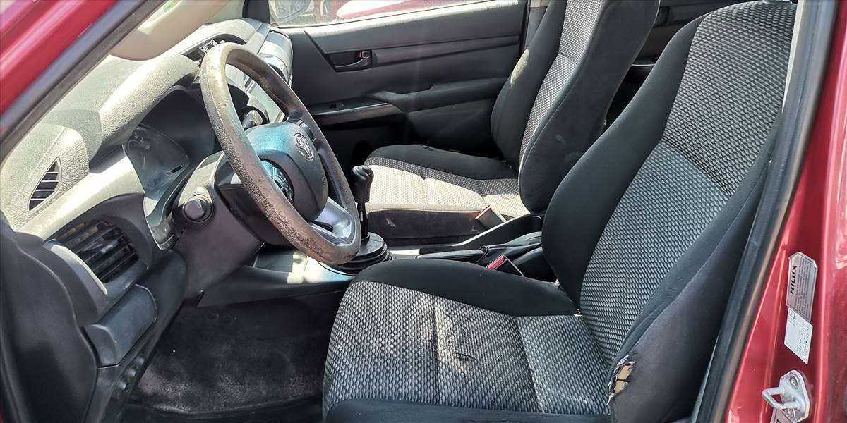 TOYOTA HILUX PICKUP 4P 4X4 2.4 - Imagen 49