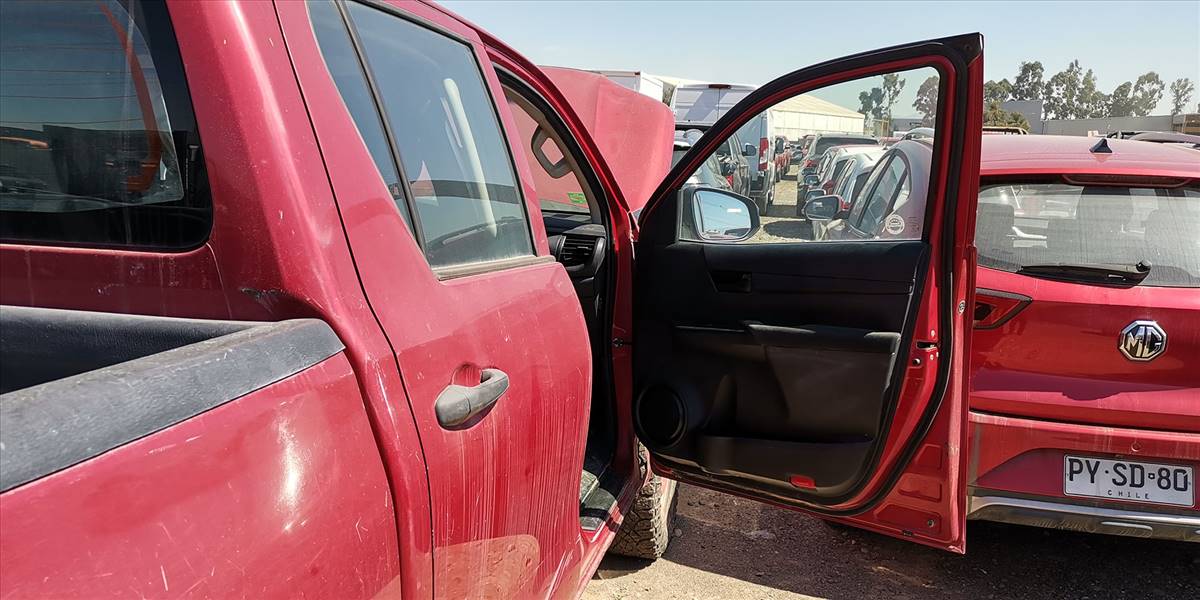 TOYOTA HILUX PICKUP 4P 4X4 2.4 - Imagen 56