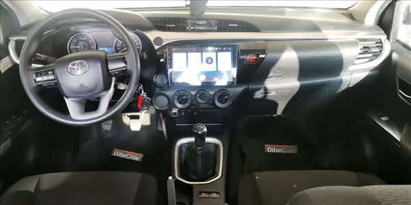 TOYOTA HI LUX DCAB 4X2 2.4 - Imagen 5