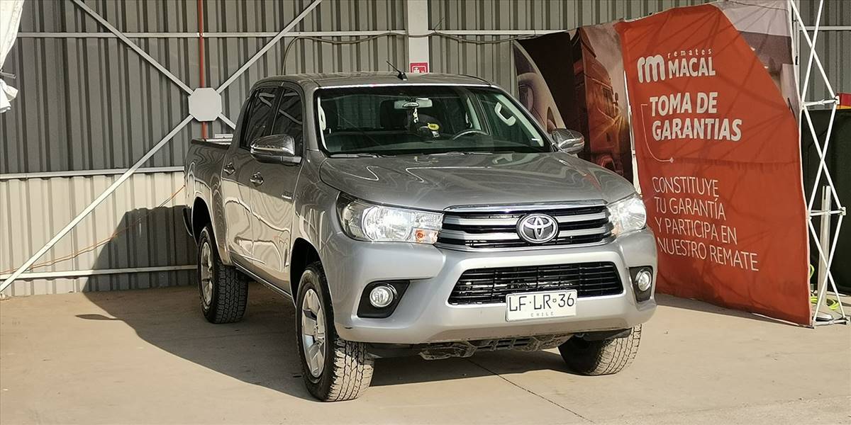 TOYOTA HI LUX DCAB 4X2 2.4 - Imagen 6