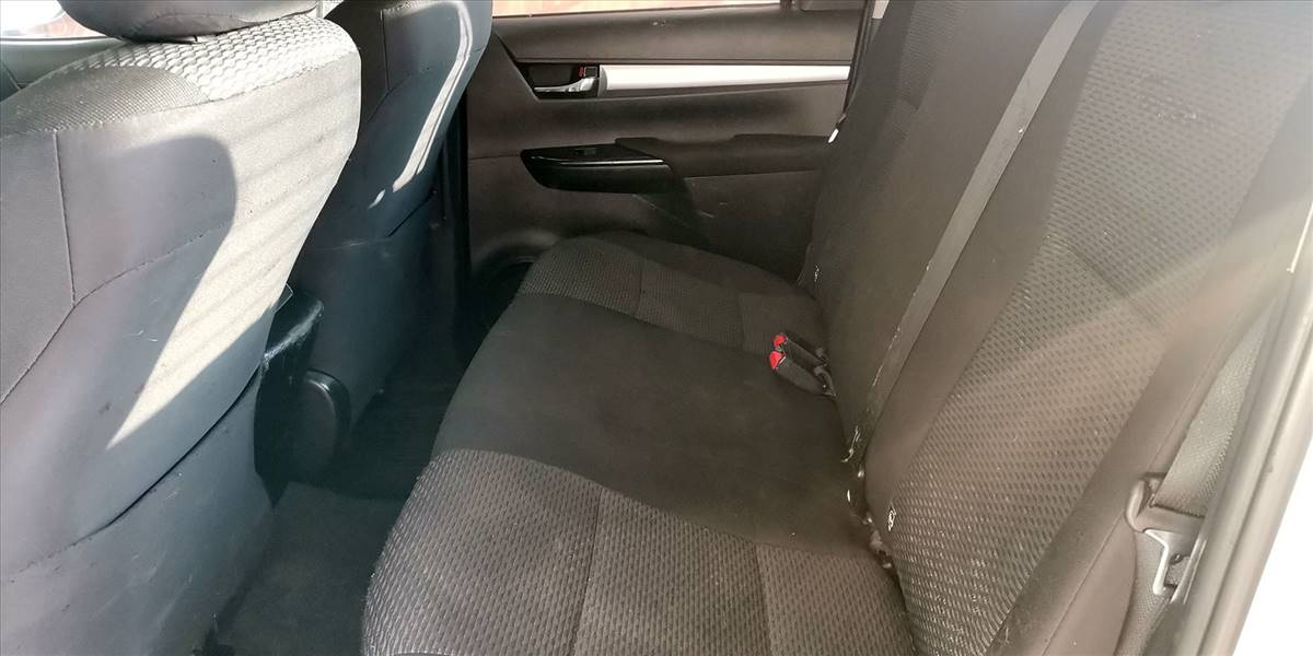 TOYOTA HI LUX DCAB 4X2 2.4 - Imagen 27