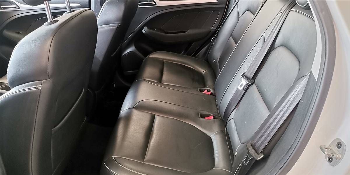 MG ZS 1.5 AT - Imagen 52