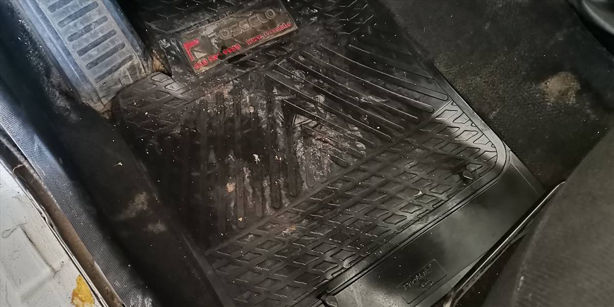 RAM 700 SLT CD 1.4 - Imagen 32