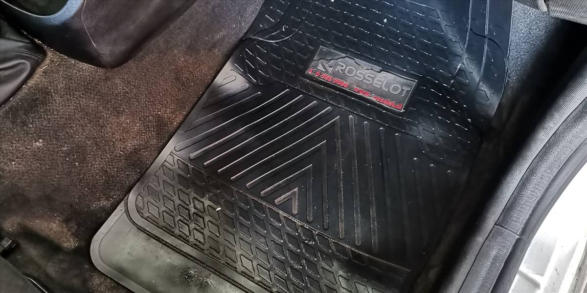 RAM 700 SLT CD 1.4 - Imagen 33