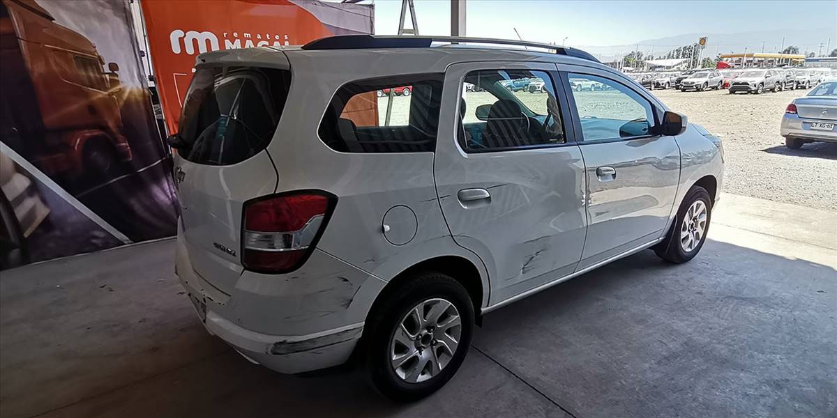 CHEVROLET SPIN LTZ 1.8 AT - Imagen 11