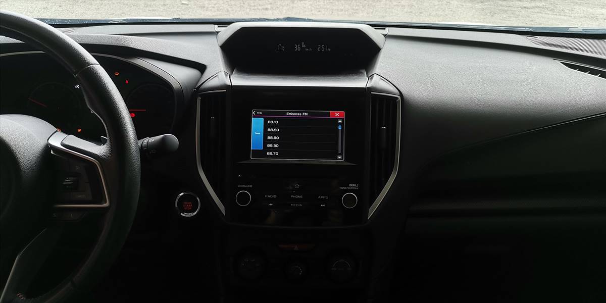 SUBARU XV CVT 2.0 AUT - Imagen 23