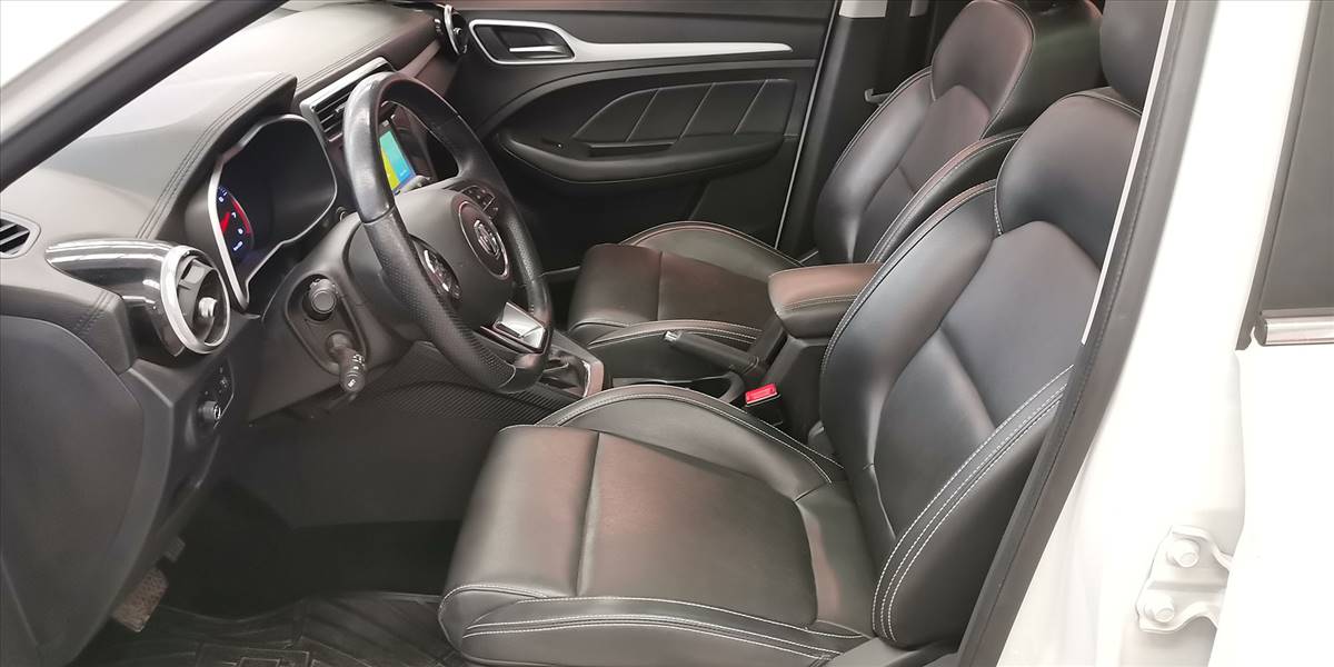 MG ZS 1.5 AT - Imagen 29