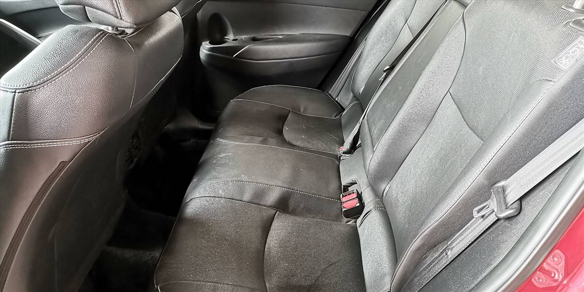 TOYOTA COROLLA CROSS 2.0 AUT - Imagen 26