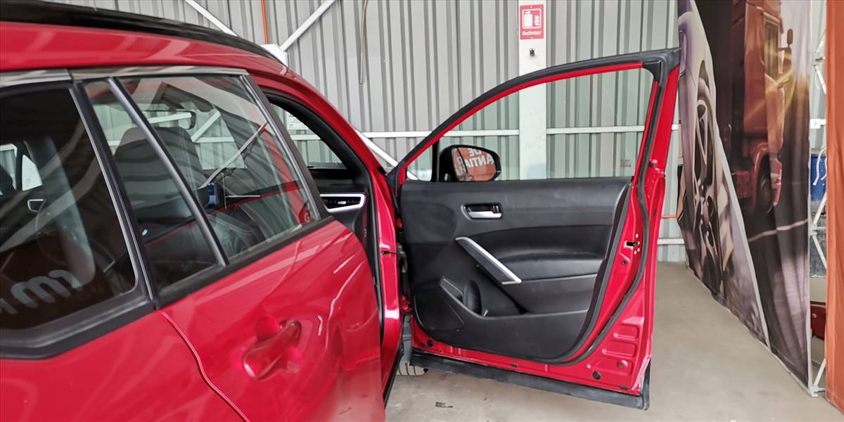 TOYOTA COROLLA CROSS 2.0 AUT - Imagen 28