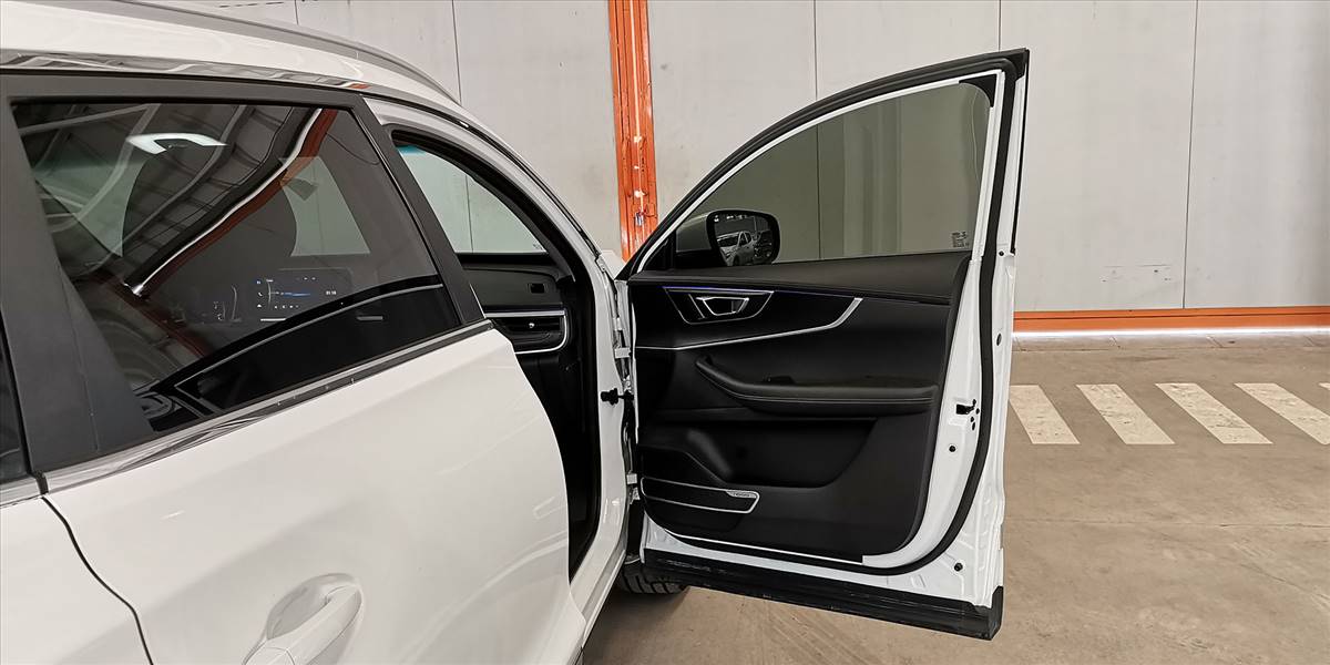 CHERY TIGGO 8 GLX 1.5 - Imagen 30