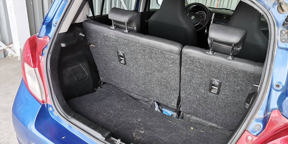 SUZUKI CELERIO GLX HB 1.0 AUT - Imagen 32