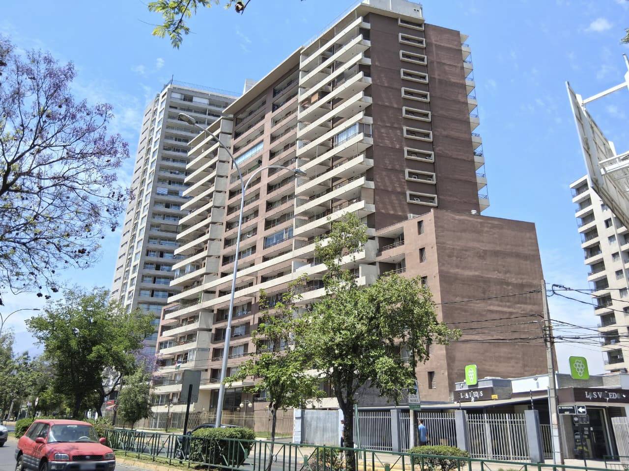 Av. Irarrazaval 4345, Estacionamiento 40 - Imagen 2