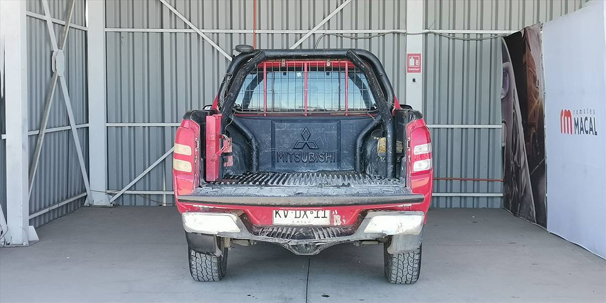 MITSUBISHI L200 KATANA CRT - Imagen 16