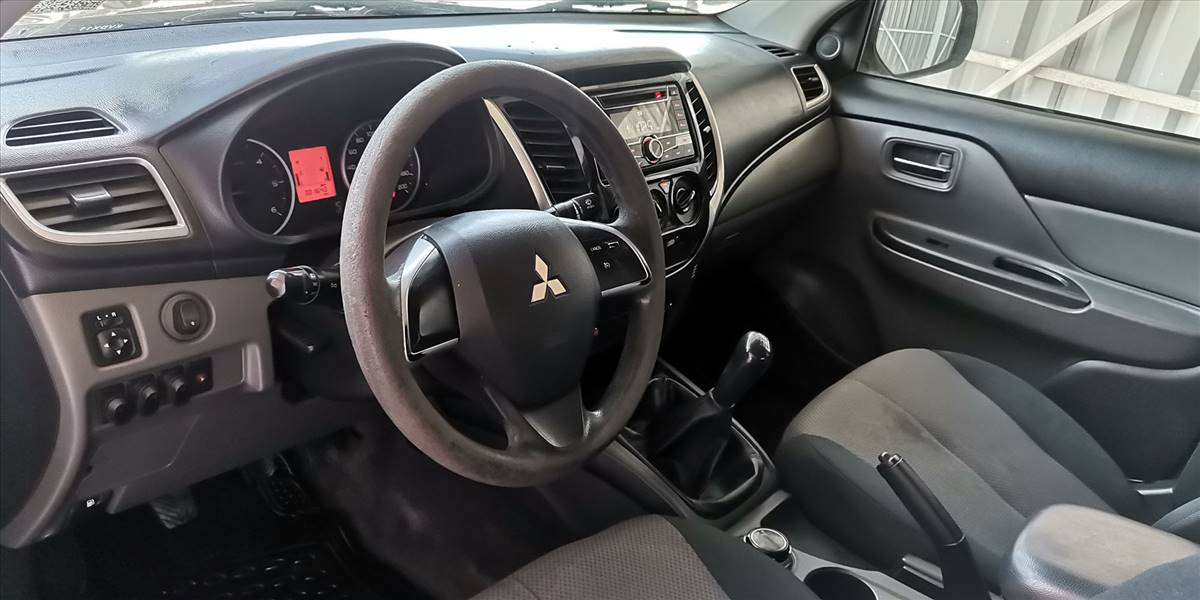 MITSUBISHI L200 KATANA CRT - Imagen 24