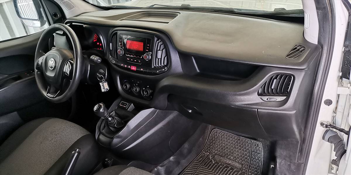 RAM VAN 1000 CARGO XL 1.6 - Imagen 25