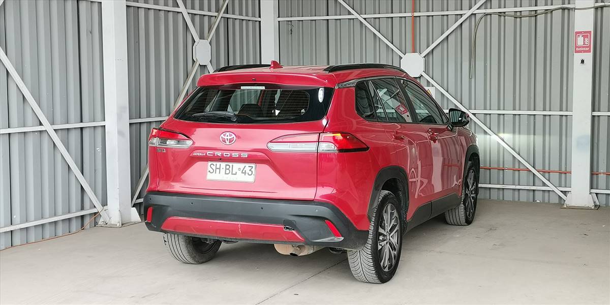 TOYOTA COROLLA CROSS 2.0 AUT - Imagen 3