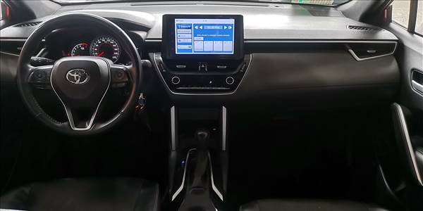 TOYOTA COROLLA CROSS 2.0 AUT - Imagen 8