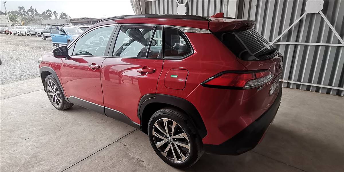TOYOTA COROLLA CROSS 2.0 AUT - Imagen 10