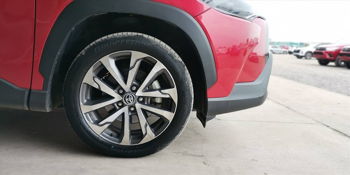 TOYOTA COROLLA CROSS 2.0 AUT - Imagen 17