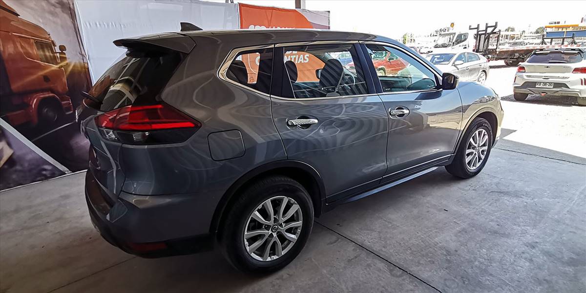 NISSAN X TRAIL 2.5 AUT - Imagen 11