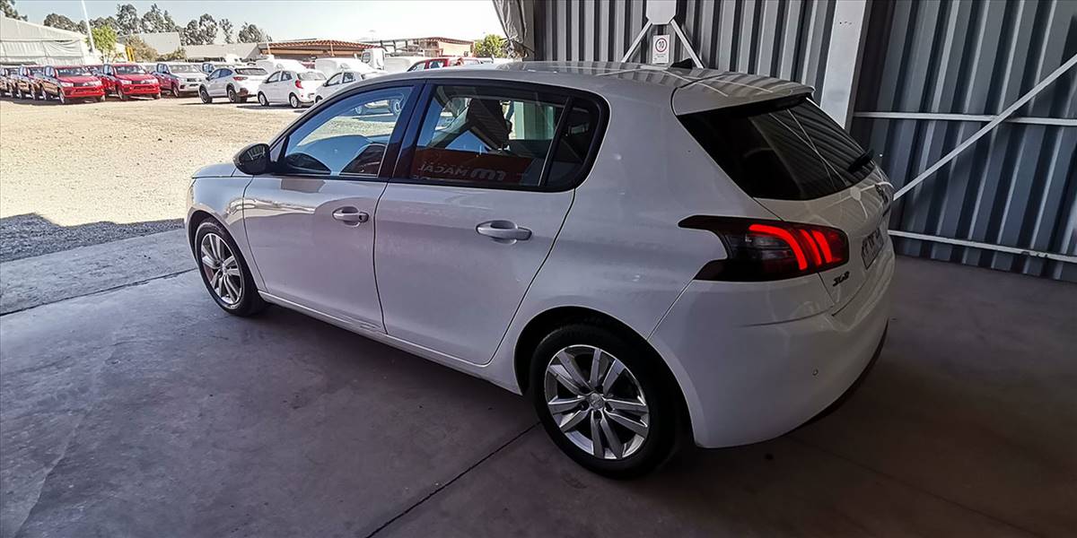 PEUGEOT 308 PURETECH HB OTTO 1.2 - Imagen 10