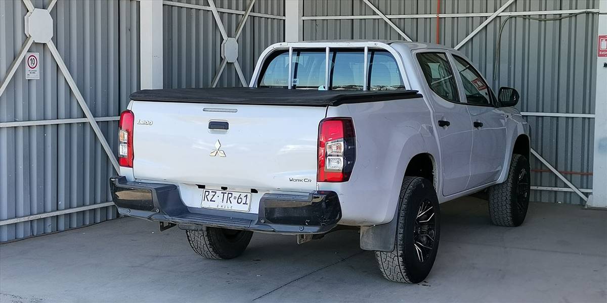 MITSUBISHI L200 WORK CR 2.5 - Imagen 8