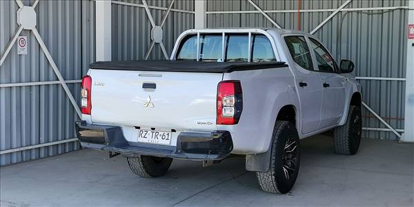 MITSUBISHI L200 WORK CR 2.5 - Imagen 9
