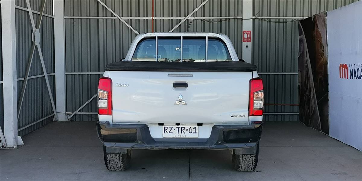 MITSUBISHI L200 WORK CR 2.5 - Imagen 15