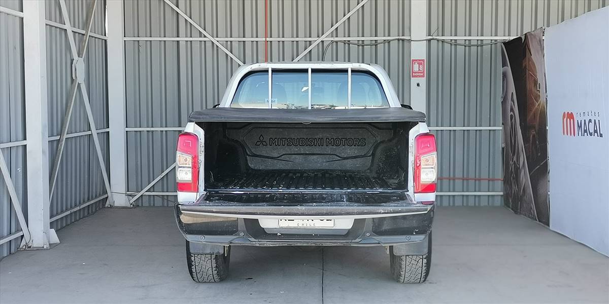 MITSUBISHI L200 WORK CR 2.5 - Imagen 16