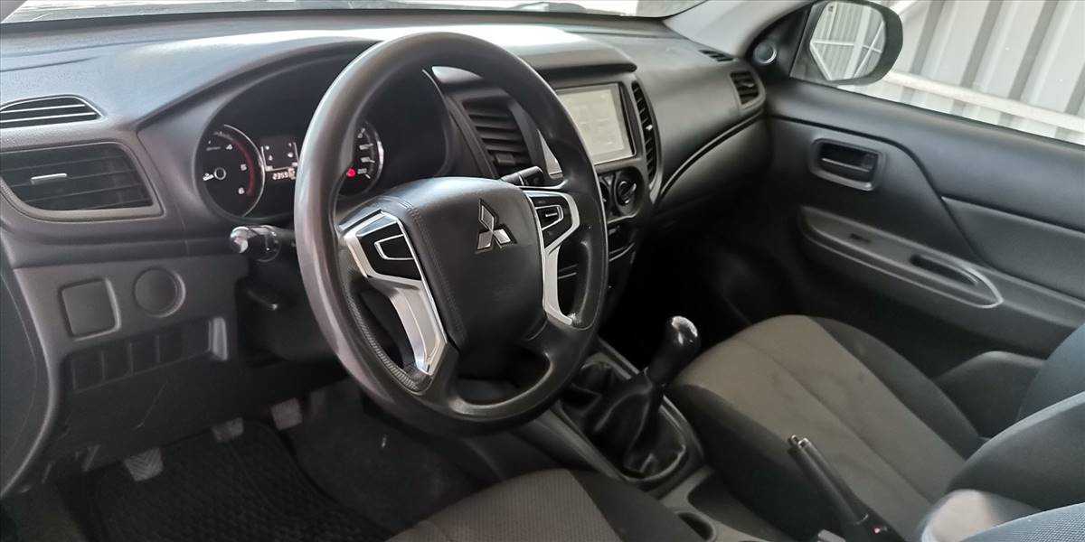 MITSUBISHI L200 WORK CR 2.5 - Imagen 24