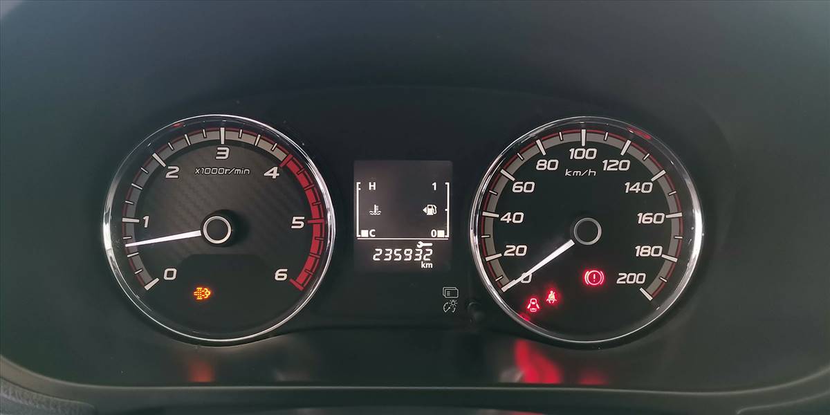 MITSUBISHI L200 WORK CR 2.5 - Imagen 27