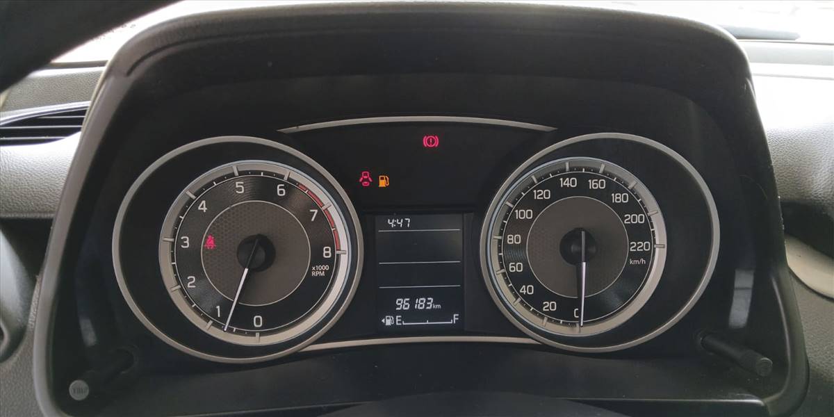 SUZUKI DZIRE SEDAN 1.2 - Imagen 7