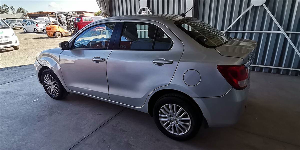 SUZUKI DZIRE SEDAN 1.2 - Imagen 10