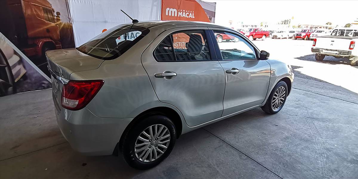 SUZUKI DZIRE SEDAN 1.2 - Imagen 11