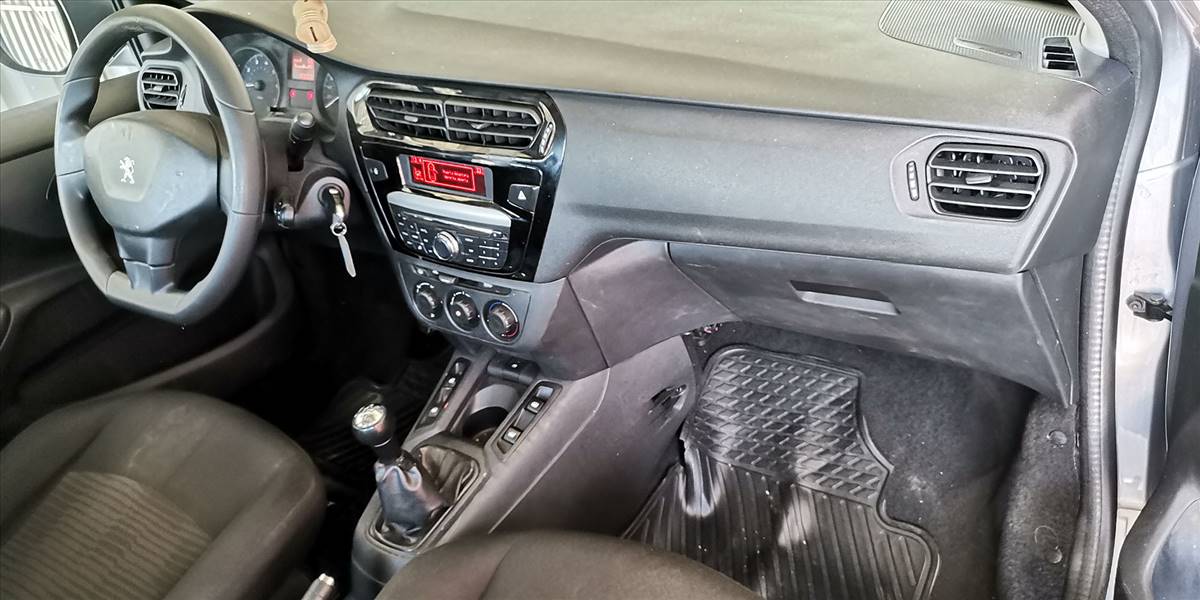 PEUGEOT 301 HDI 92HP 1.6 - Imagen 25