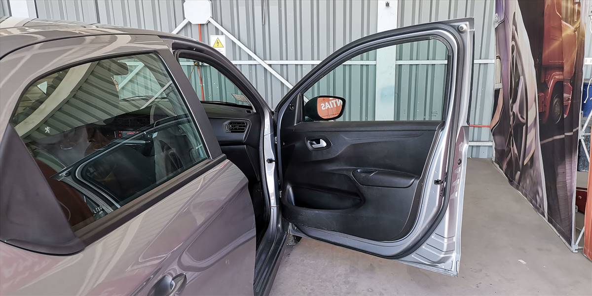 PEUGEOT 301 HDI 92HP 1.6 - Imagen 31