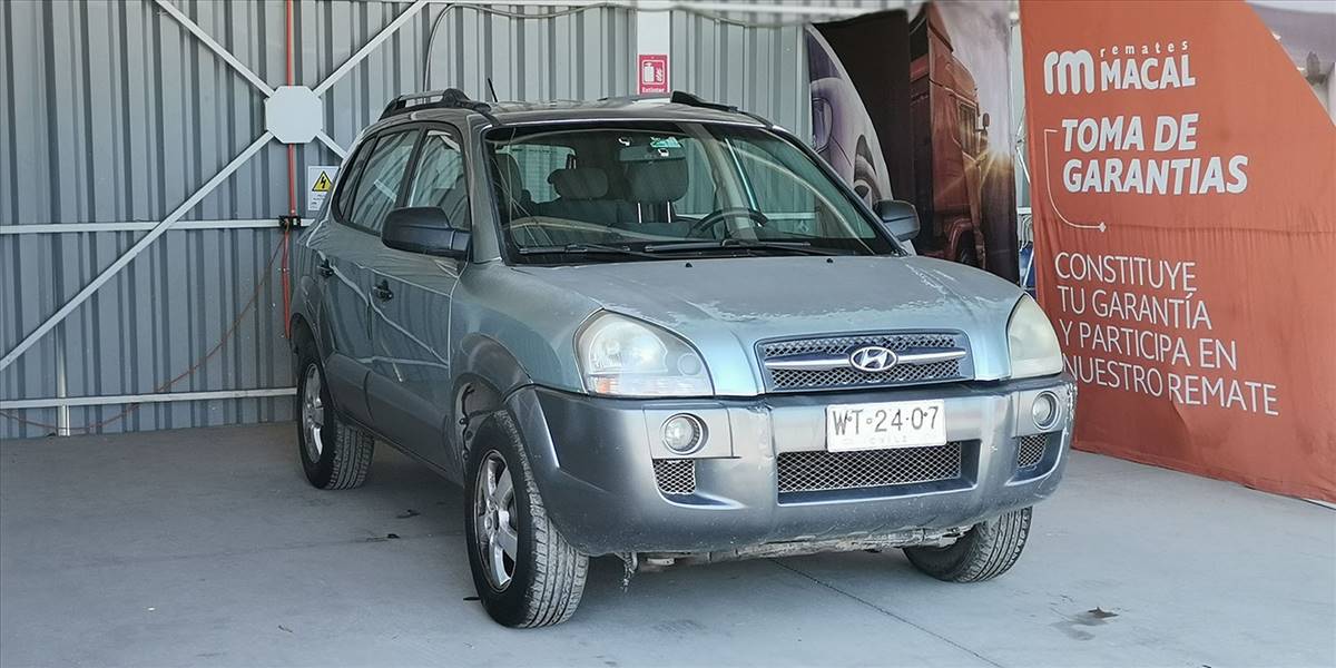 HYUNDAI TUCSON GL 2.0 - Imagen 4