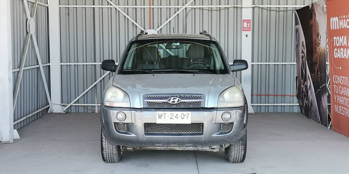 HYUNDAI TUCSON GL 2.0 - Imagen 35