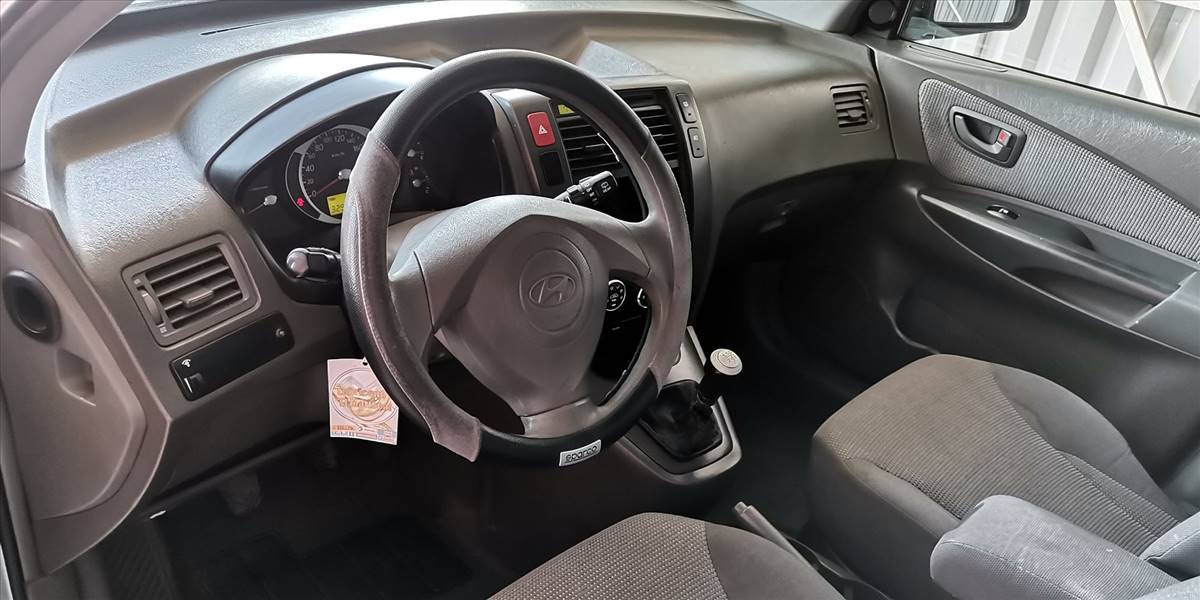 HYUNDAI TUCSON GL 2.0 - Imagen 95