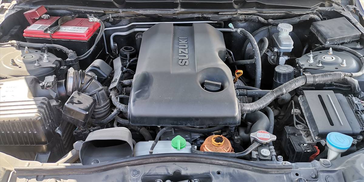 SUZUKI GRAND NOMADE GLX SPORT 2.4 - Imagen 40