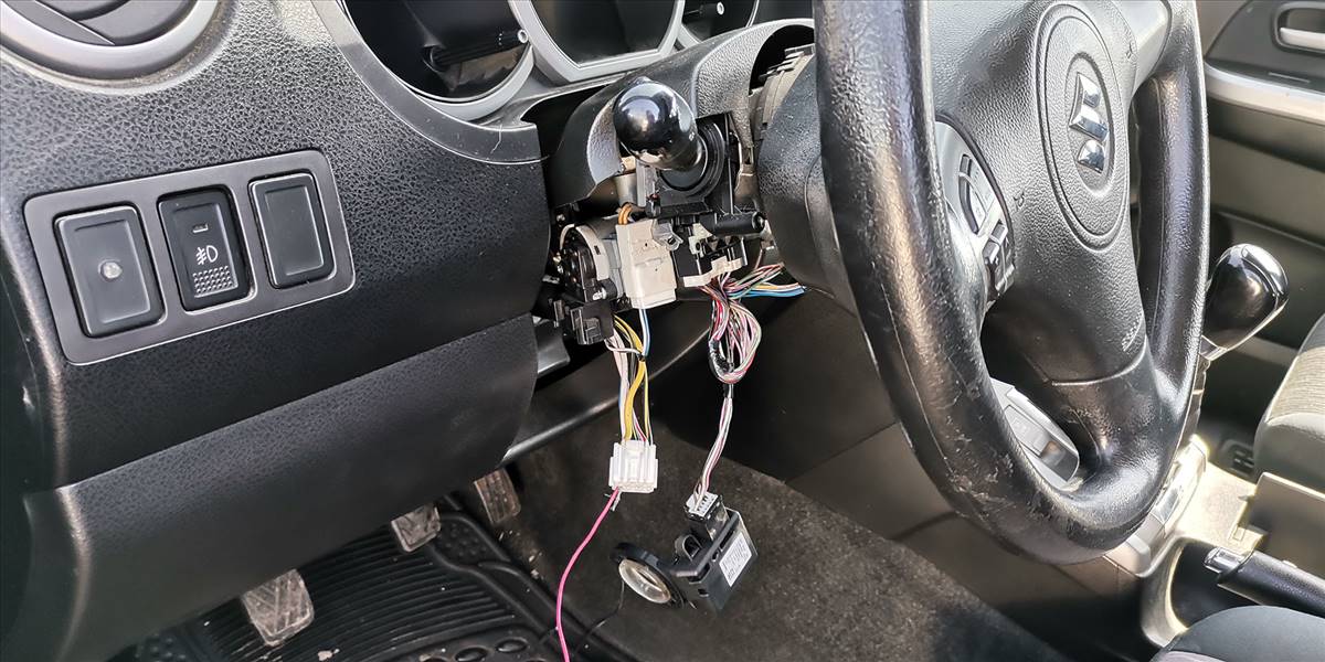 SUZUKI GRAND NOMADE GLX SPORT 2.4 - Imagen 108