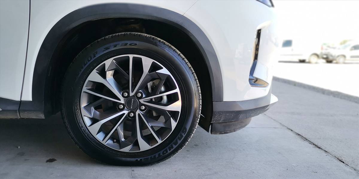MAXUS EUNIQ 6 - Imagen 17