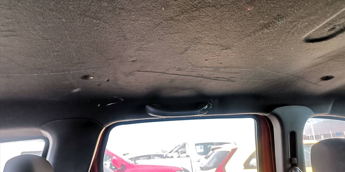 RENAULT DUSTER EXPRESSION 1.6 - Imagen 35