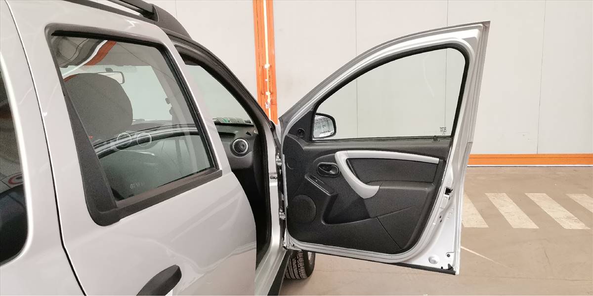 RENAULT DUSTER EXPRESSION 1.6 - Imagen 25