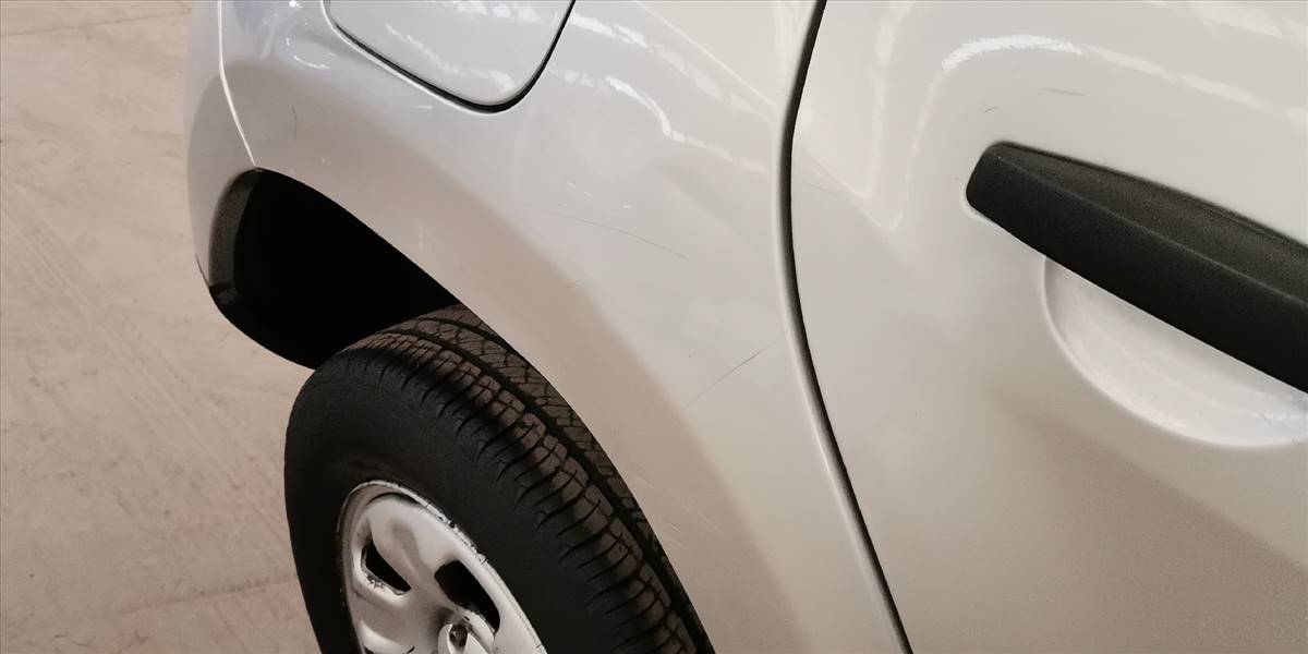 RENAULT DUSTER EXPRESSION 1.6 - Imagen 39