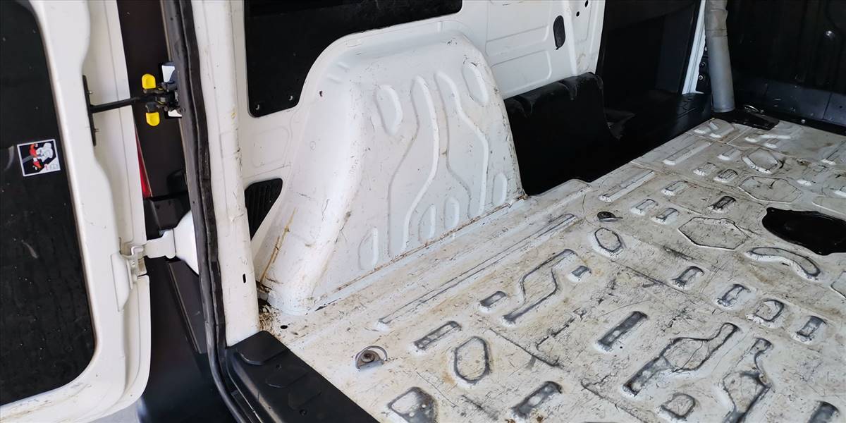 RAM VAN 1000 CARGO LARGE 1.3 - Imagen 37