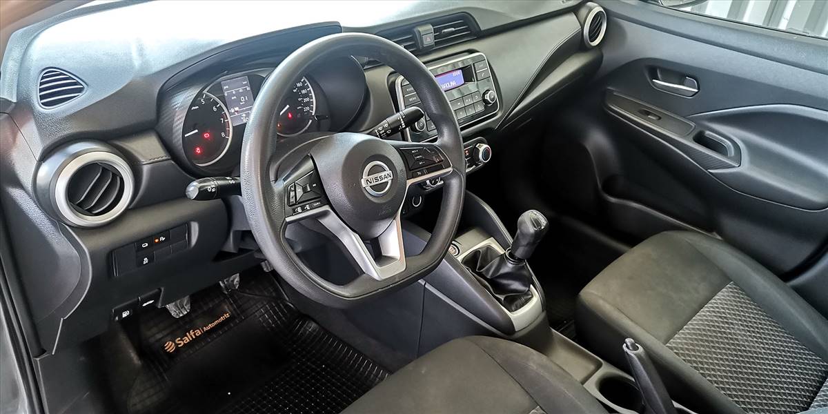 NISSAN VERSA MT 1.6 - Imagen 24