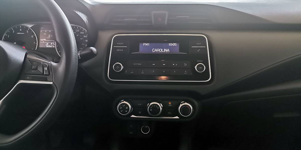 NISSAN VERSA MT 1.6 - Imagen 26