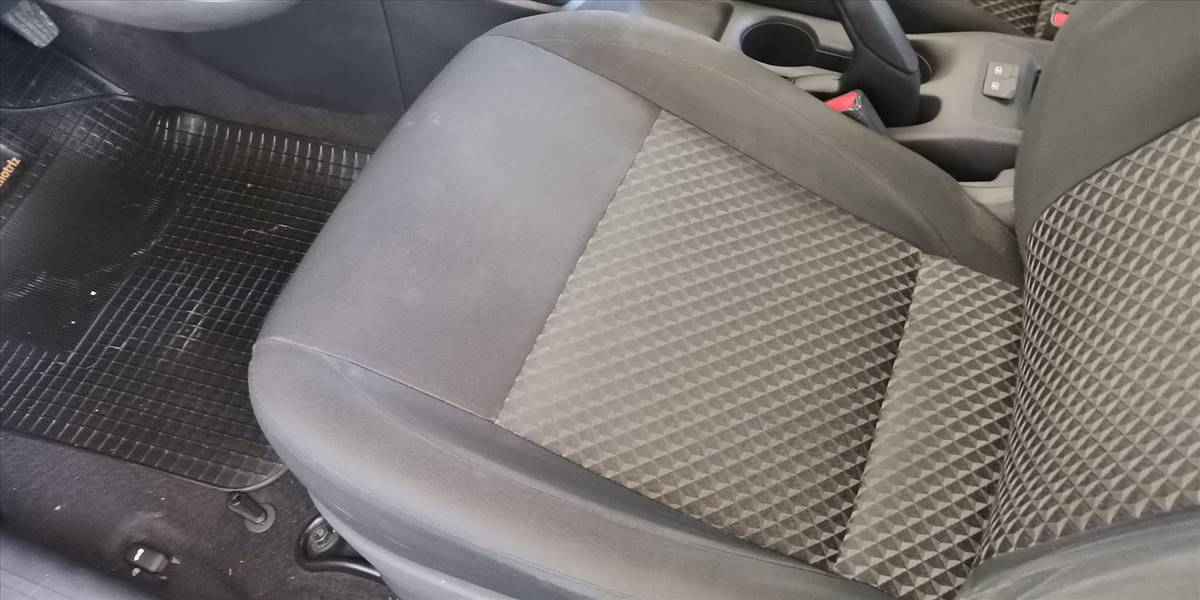 NISSAN VERSA MT 1.6 - Imagen 49