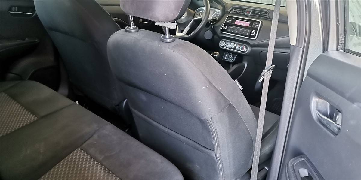 NISSAN VERSA MT 1.6 - Imagen 51